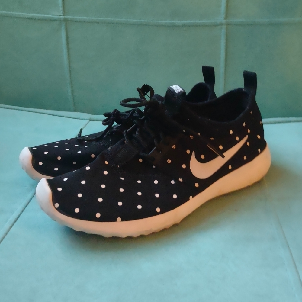 Nike Black and White Polka